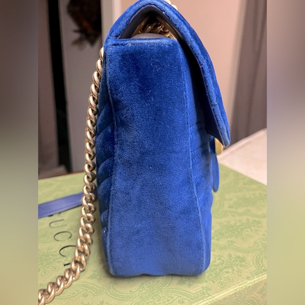 Gucci Big Blue Velvet Shoulder Bag(big size, not the mini/small) - Picture 6 of 16